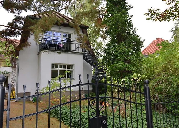 Apartment With Balcony In One Of The Most Beautiful Districts Of Berlin