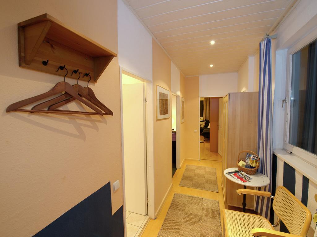 Appartamento With Balcony In One Of The Beautiful Districts Of Berlino